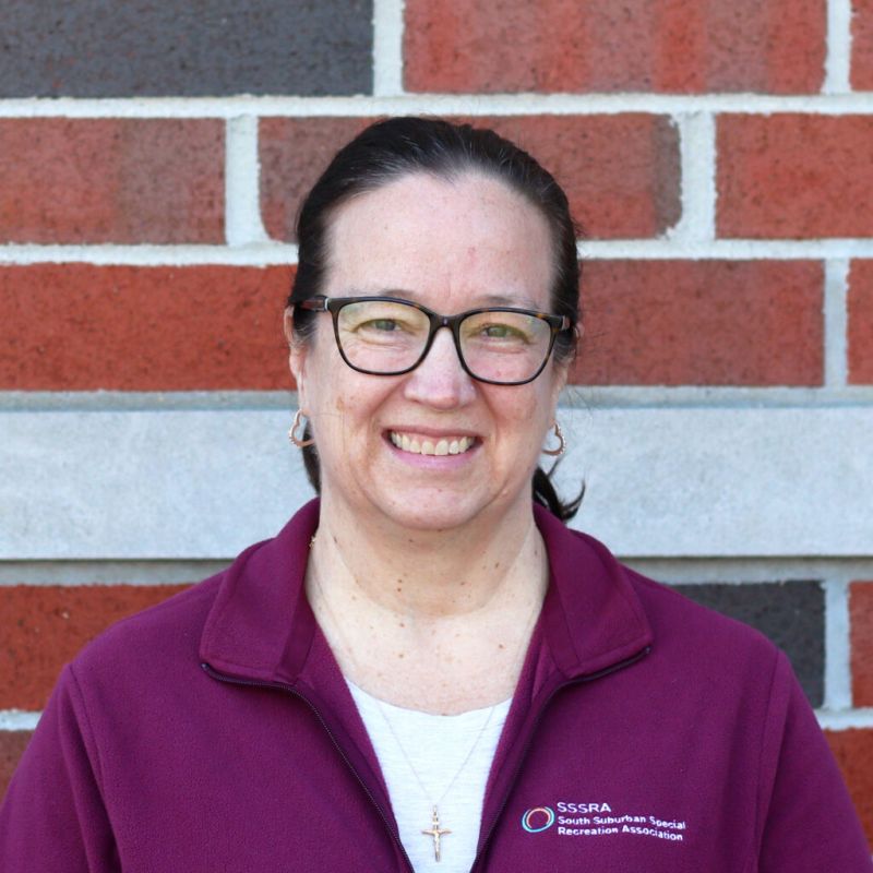 Laura Pubins's Headshot